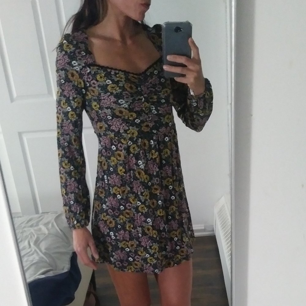 Floral print mini dress